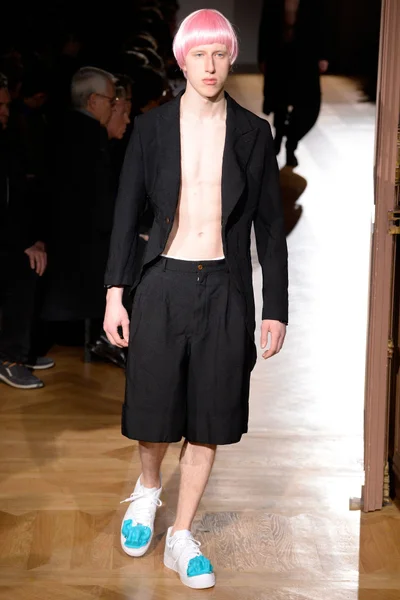 Look 40